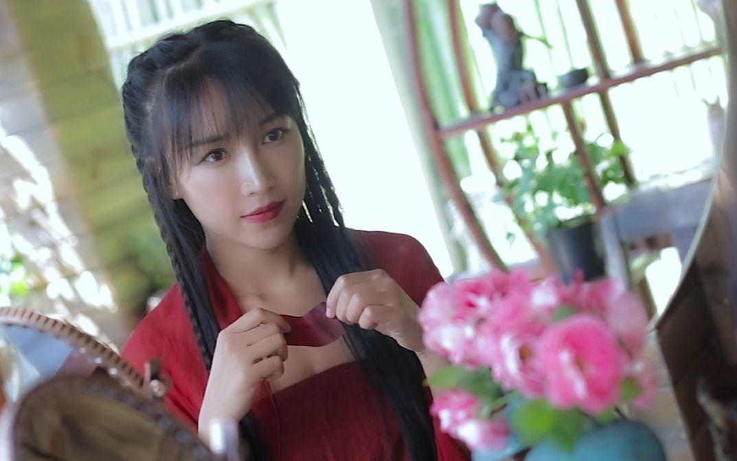 李子染最新，小巷深處的獨特風情