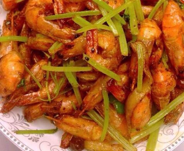 探索新鮮蝦類美食與時(shí)尚潮流，最新蝦蝦美食指南