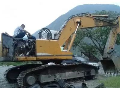 最新挖機(jī)修理工招聘啟事
