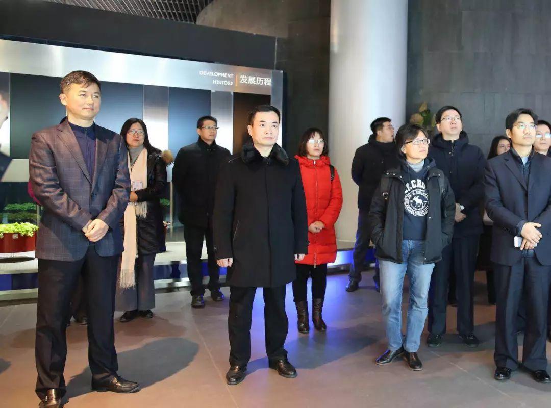 西安銀行上市最新動(dòng)態(tài)，探索自然美景的銀行之旅